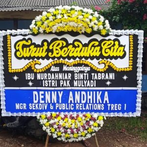 Bunga Papan Duka Cita